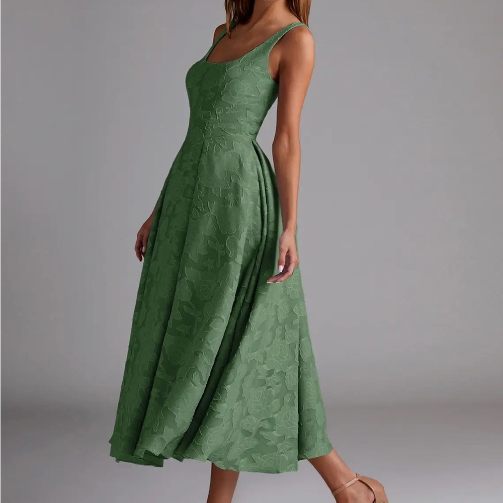 ADELIE EUCALYPTUS A-LINE MIDI DRESS - Picture 4 of 8